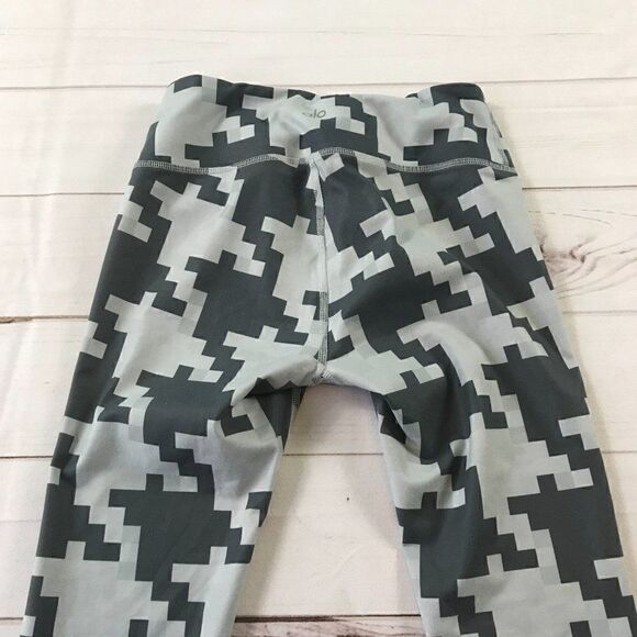 Alo Yoga Women Geometric Pattern Active Leggings XS - Picture 12 of 13